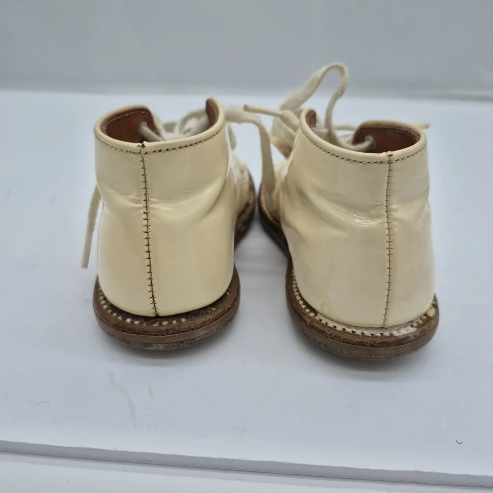 Vintage Buster Brown Baby Infant Shoes Lace Up Antiqued Cream Unisex SIZE 4 1/2